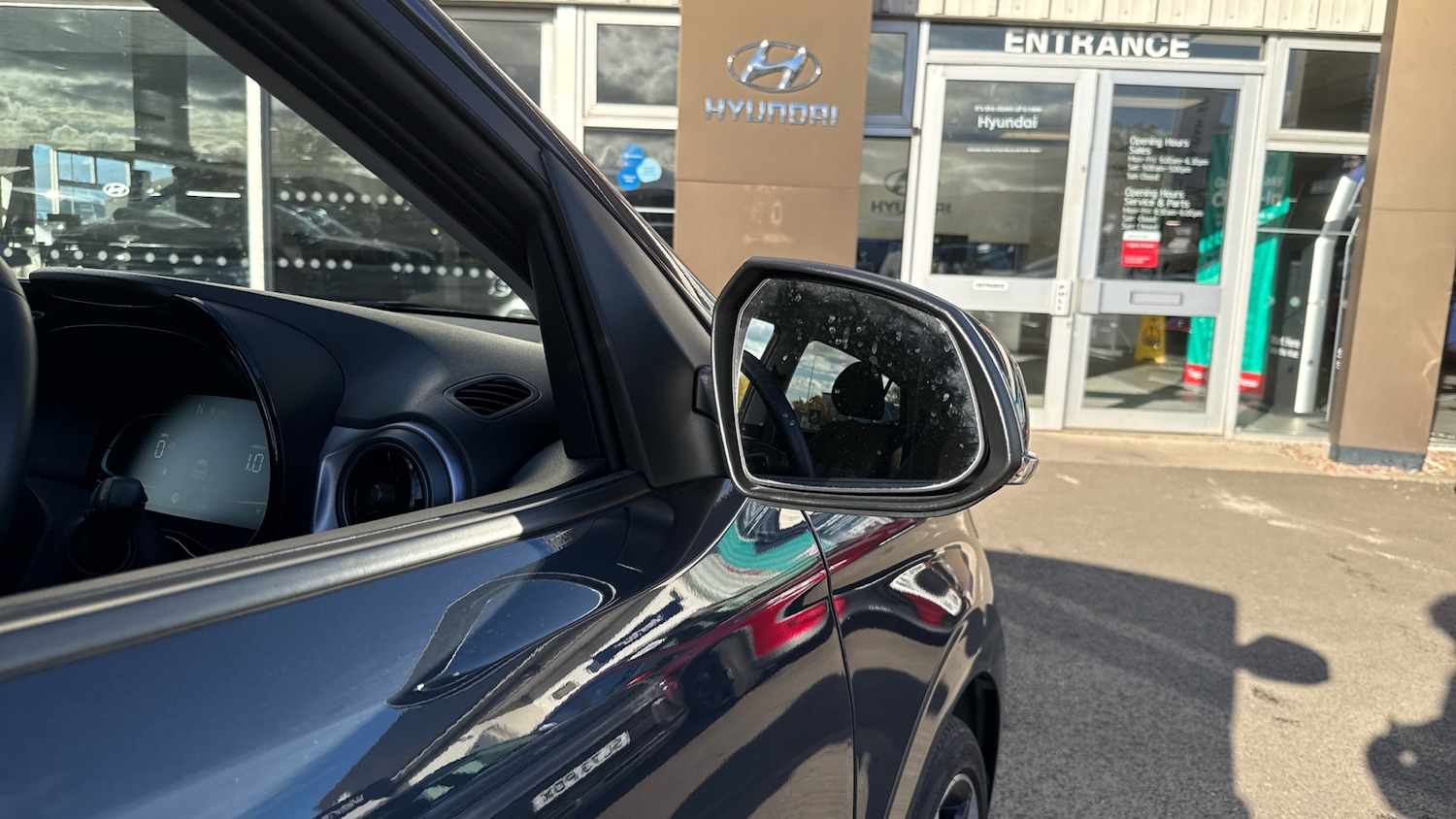 Used Hyundai i10 2024 for sale - 76413259: Photo 30