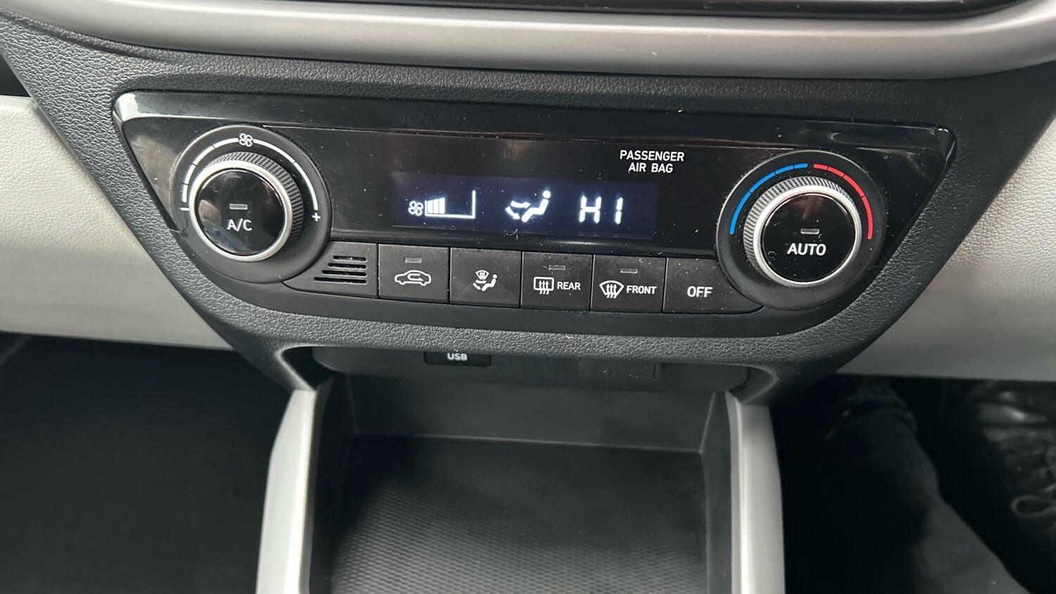 Used Hyundai i10 2022 for sale - 77591274: Photo 25