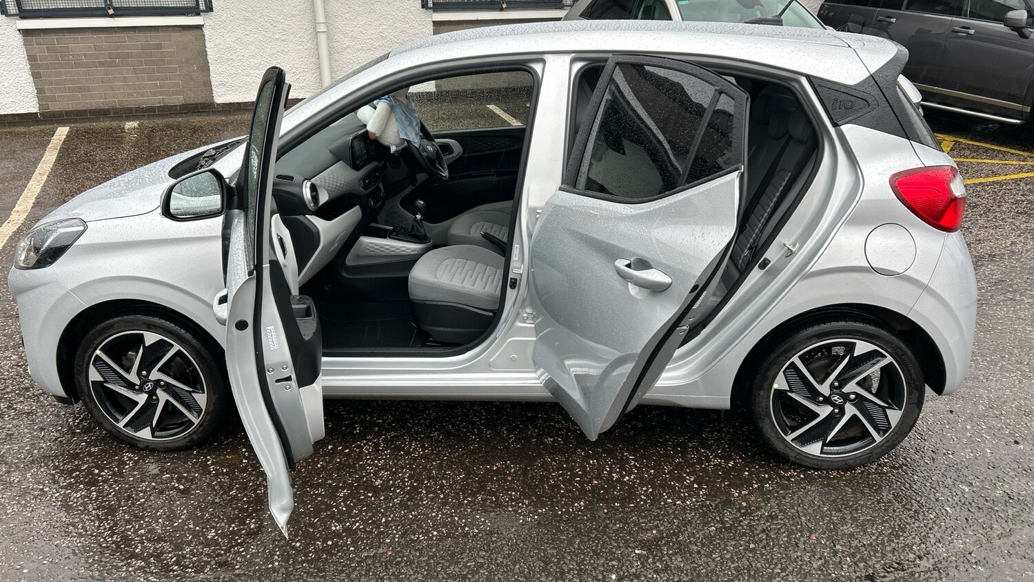 Used Hyundai i10 2022 for sale - 77591274: Photo 40