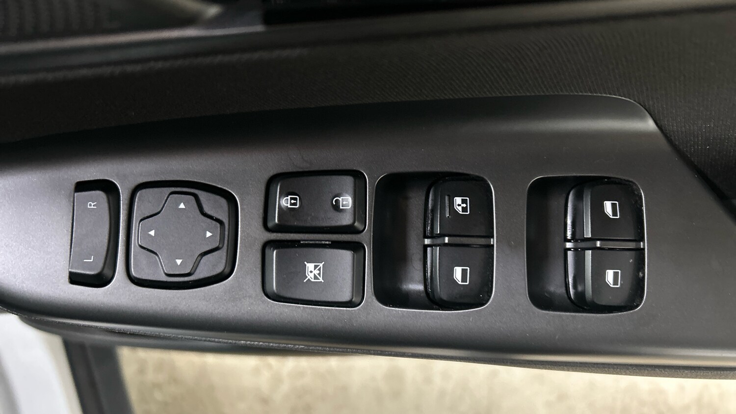 Used Hyundai KONA 2020 for sale - 77528509: Photo 32