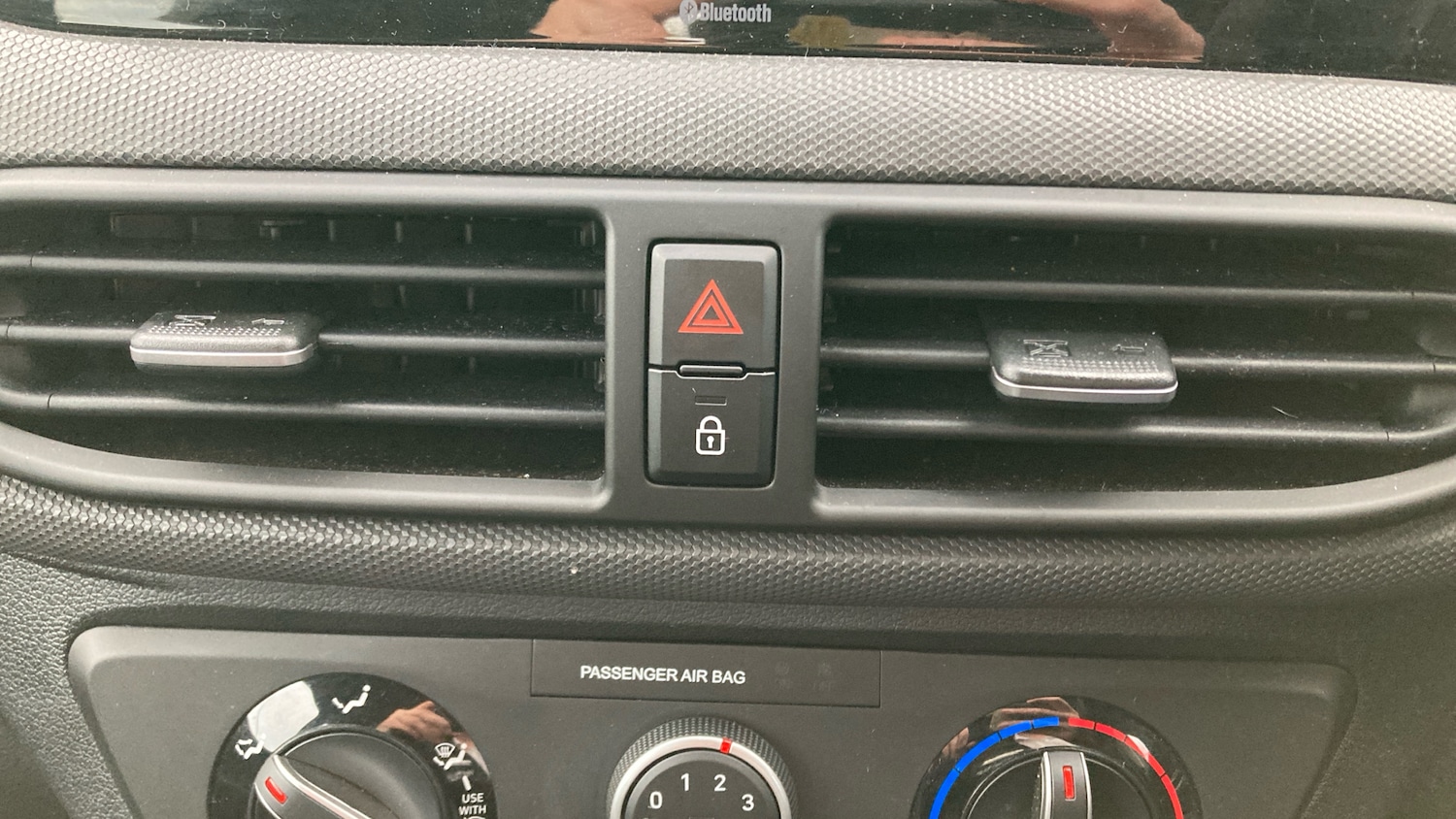 Used Hyundai i10 2024 for sale - 76198058: Photo 30
