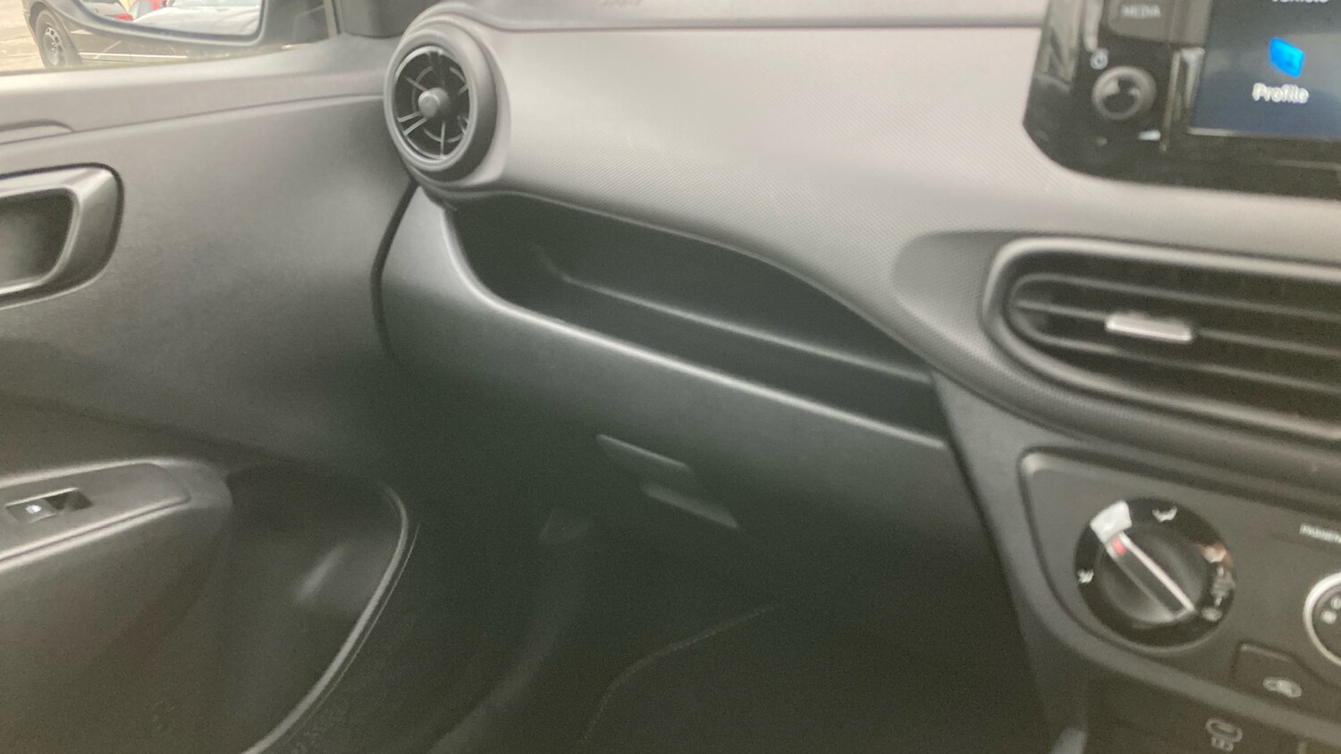 Used Hyundai i10 2024 for sale - 76198058: Photo 38