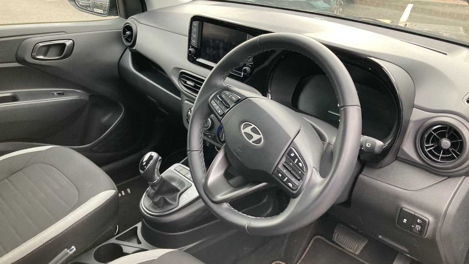 Used Hyundai i10 2024 for sale - 76198058: Photo 9