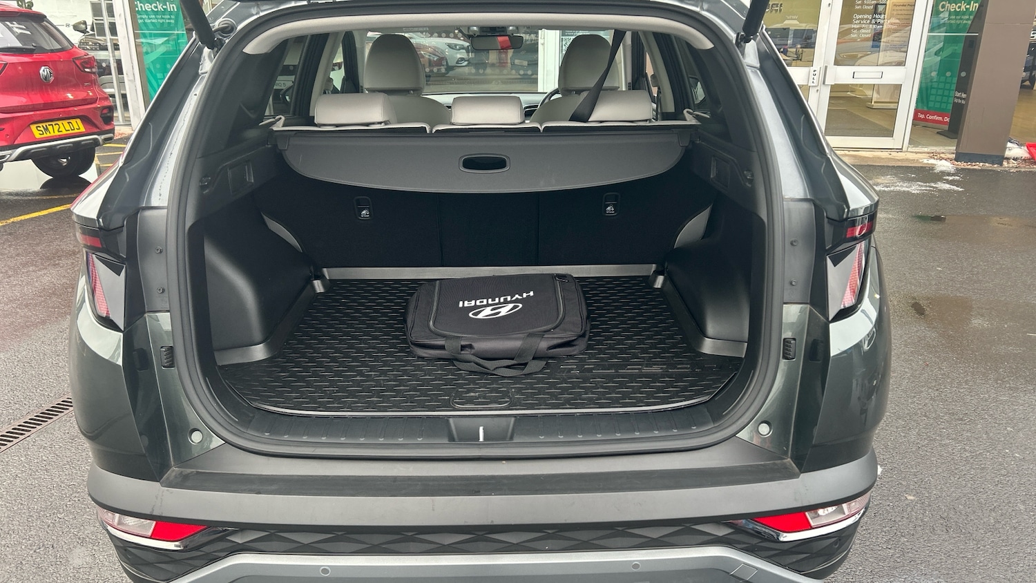 Used Hyundai TUCSON 2023 for sale - 77640002: Photo 4