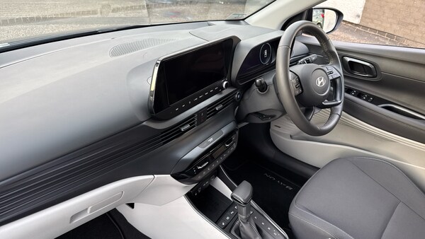 Used Hyundai BAYON 2024 for sale - 76192963: Photo 9