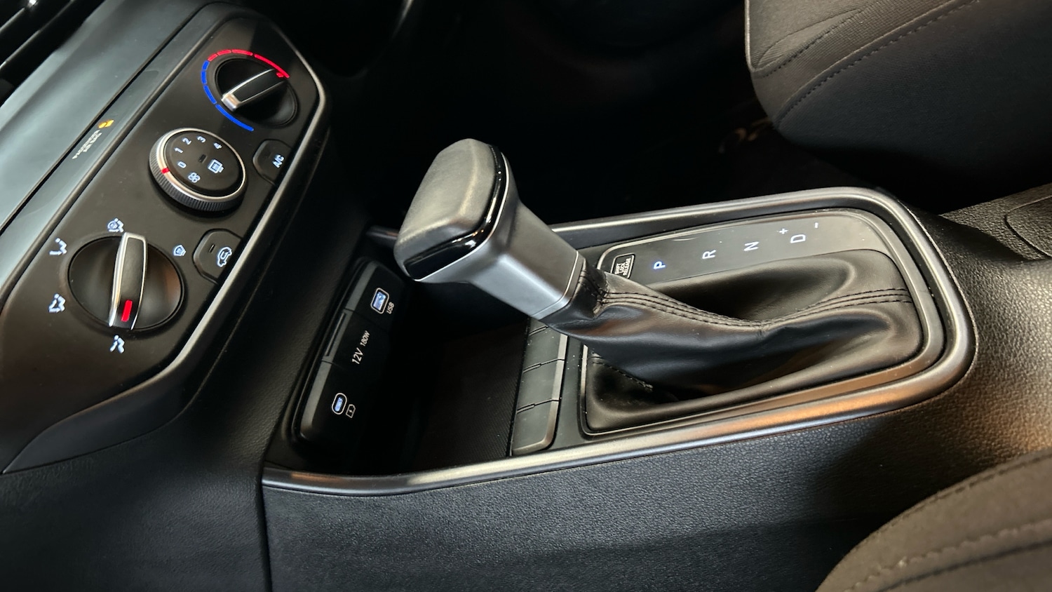 Used Hyundai i20 2023 for sale - 76719234: Photo 13