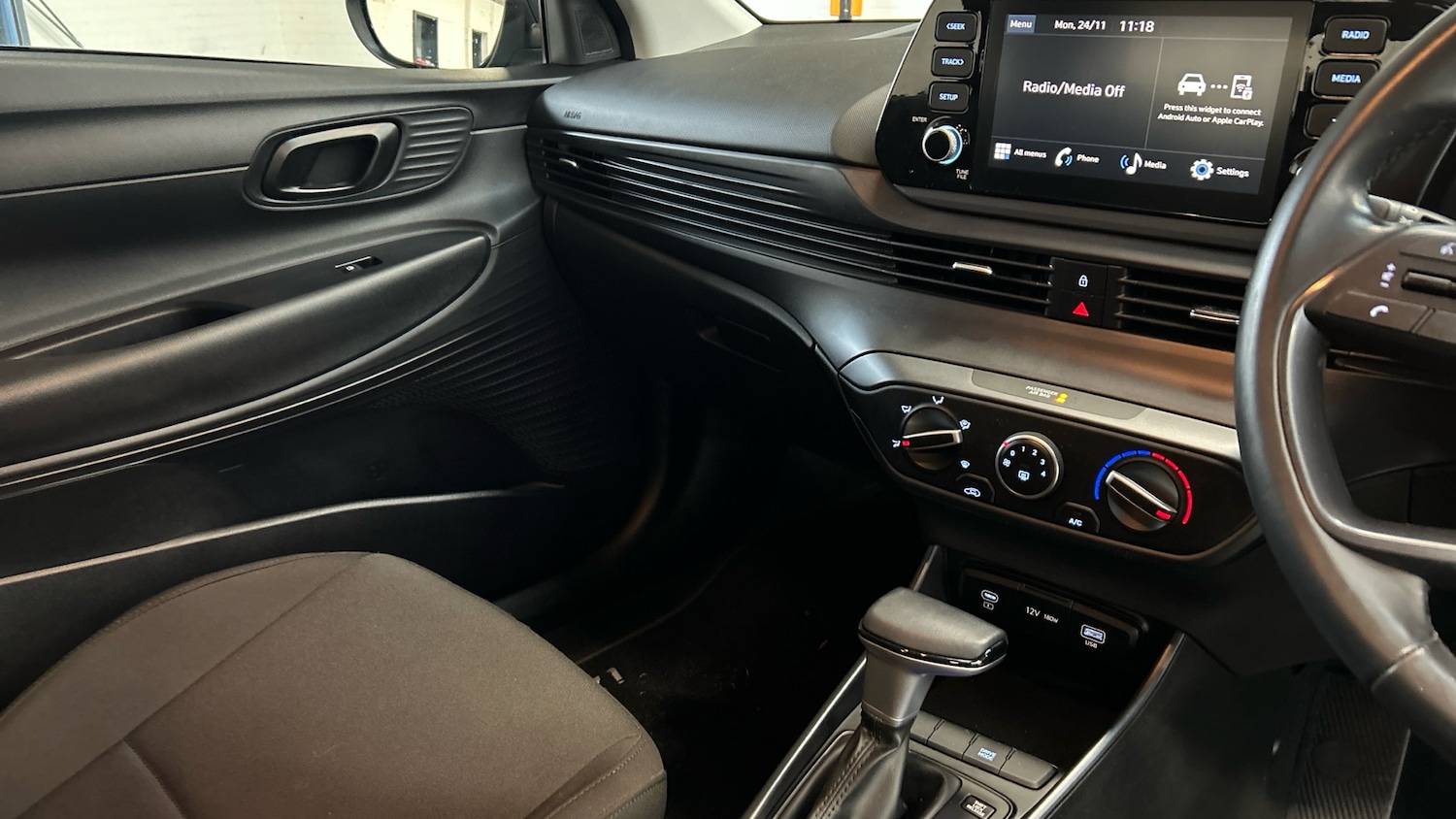 Used Hyundai i20 2023 for sale - 76719234: Photo 14