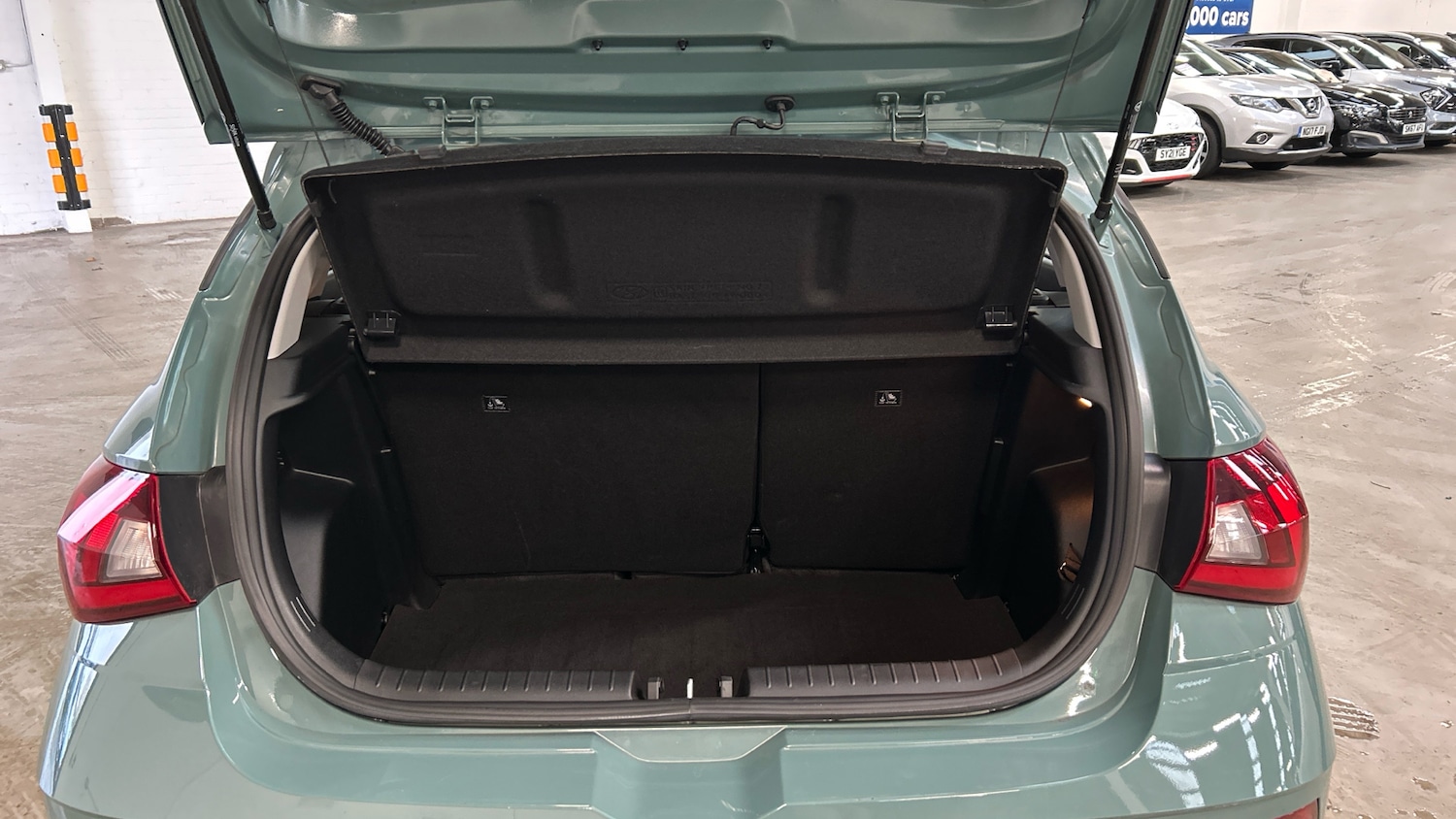 Used Hyundai i20 2023 for sale - 76719234: Photo 4