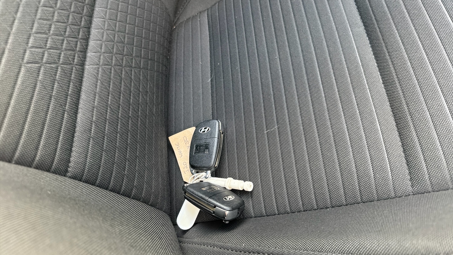 Used Hyundai i20 2021 for sale - 76588530: Photo 20