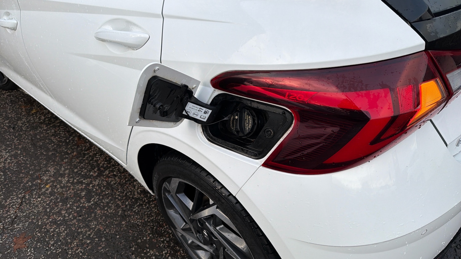 Used Hyundai i20 2021 for sale - 76588530: Photo 25