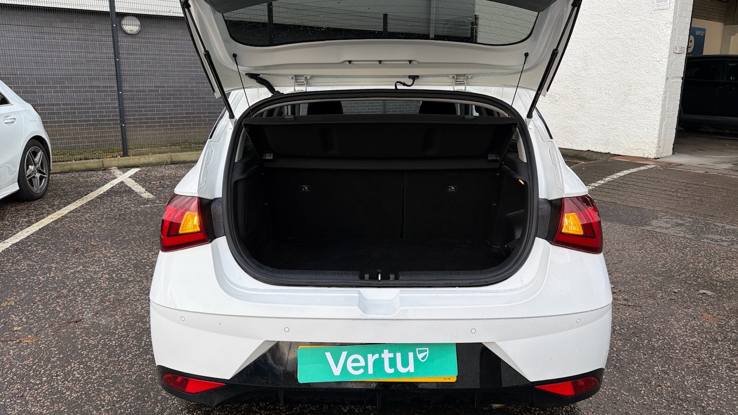 Used Hyundai i20 2021 for sale - 76588530: Photo 4