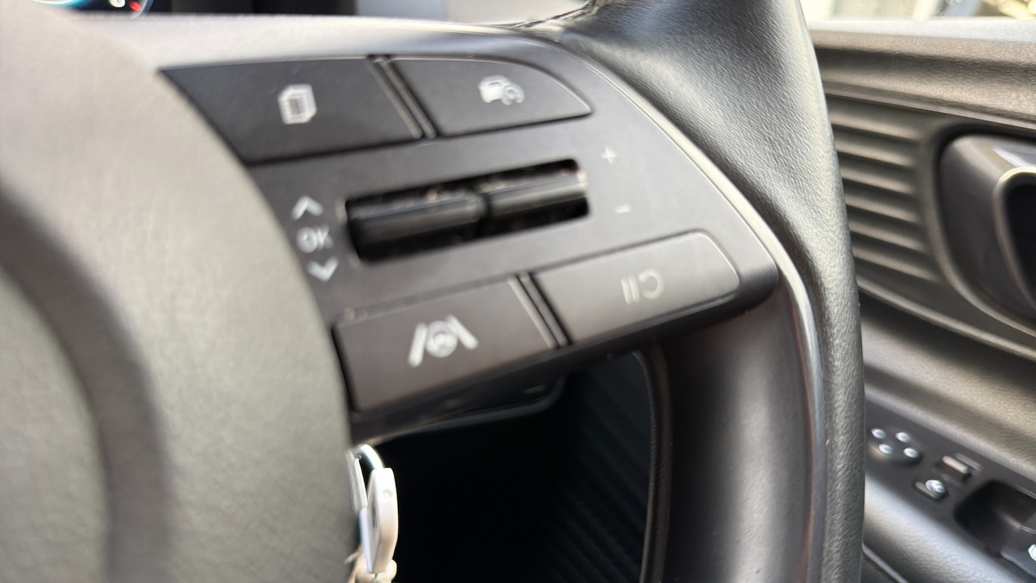 Used Hyundai i20 2021 for sale - 76588530: Photo 43