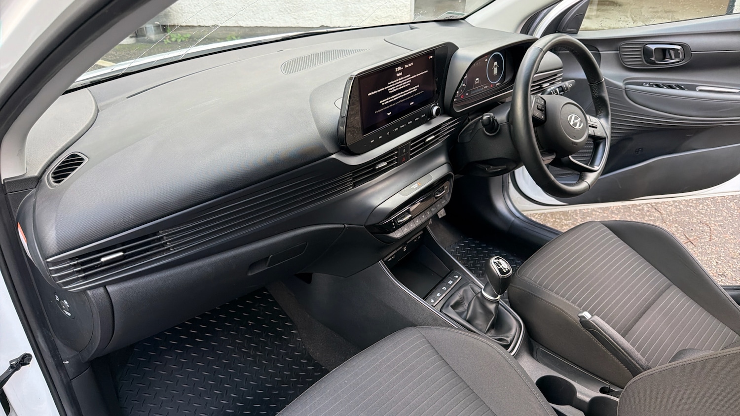 Used Hyundai i20 2021 for sale - 76588530: Photo 9