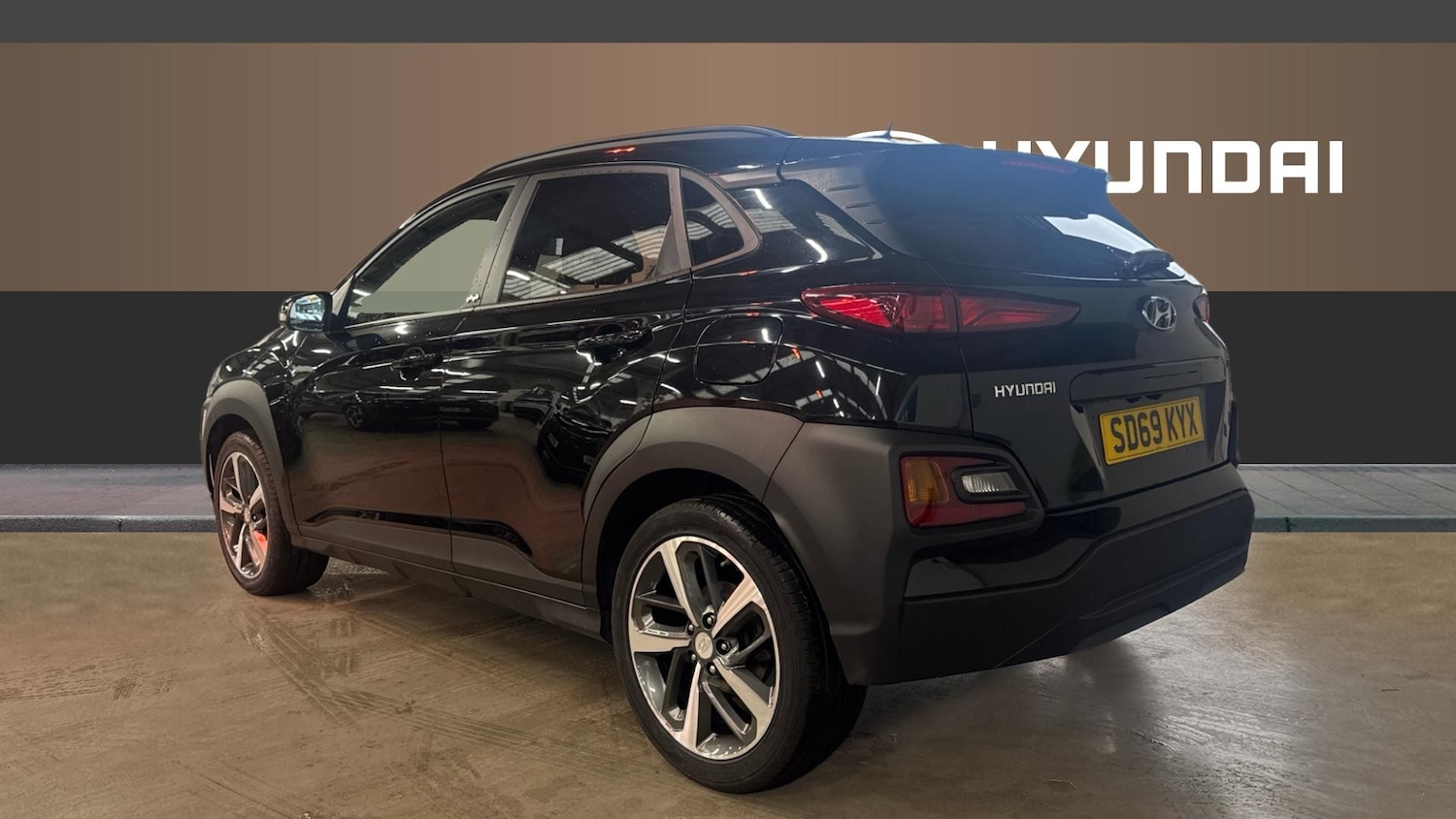 Used Hyundai KONA 2019 for sale - 76719236: Photo 2