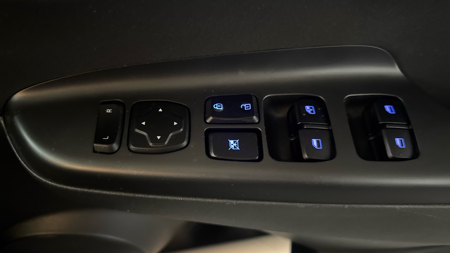 Used Hyundai KONA 2019 for sale - 76719236: Photo 31