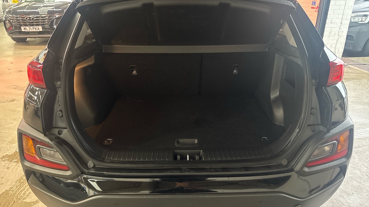 Used Hyundai KONA 2019 for sale - 76719236: Photo 4