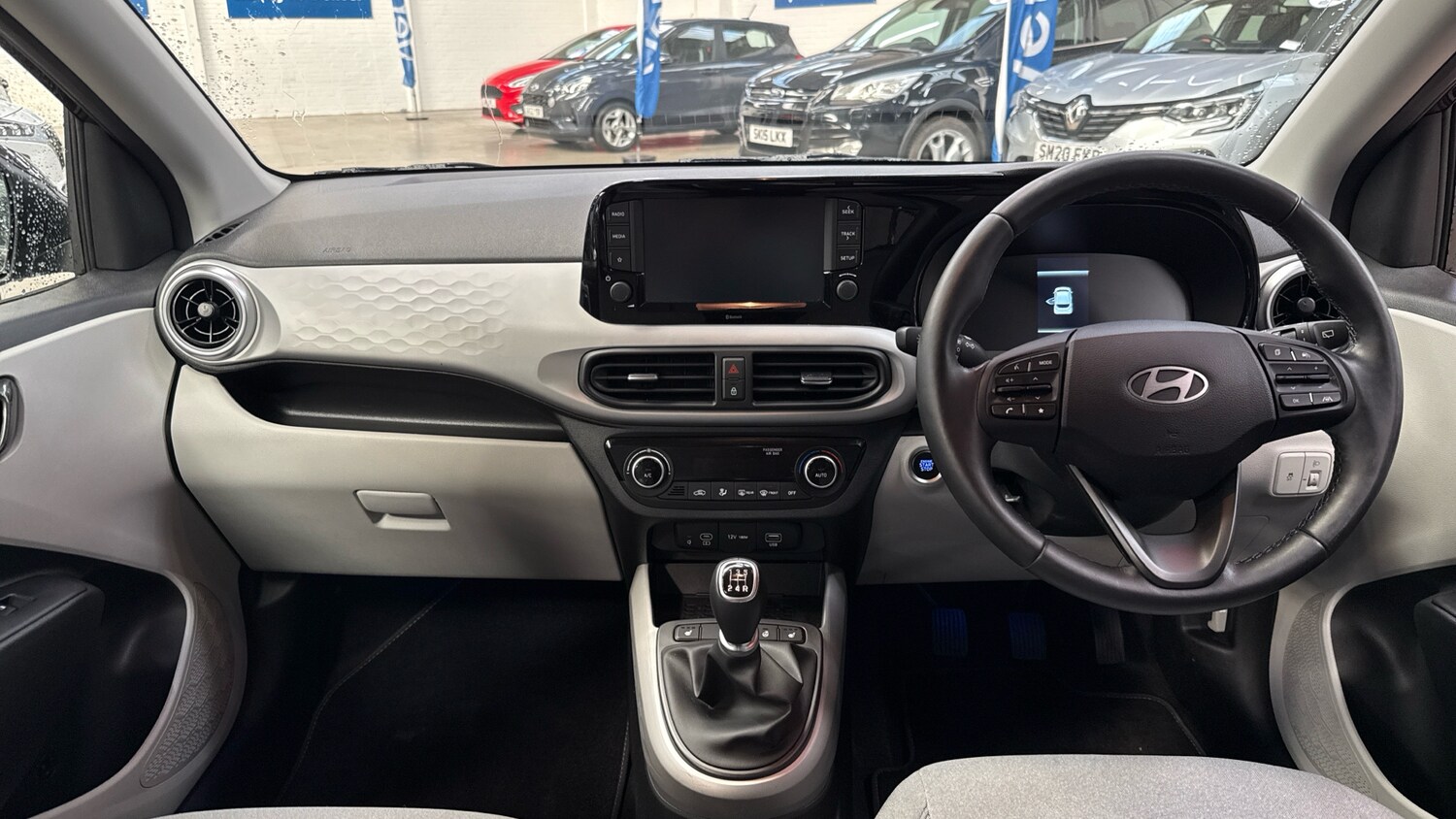 Used Hyundai i10 2023 for sale - 78210691: Photo 10