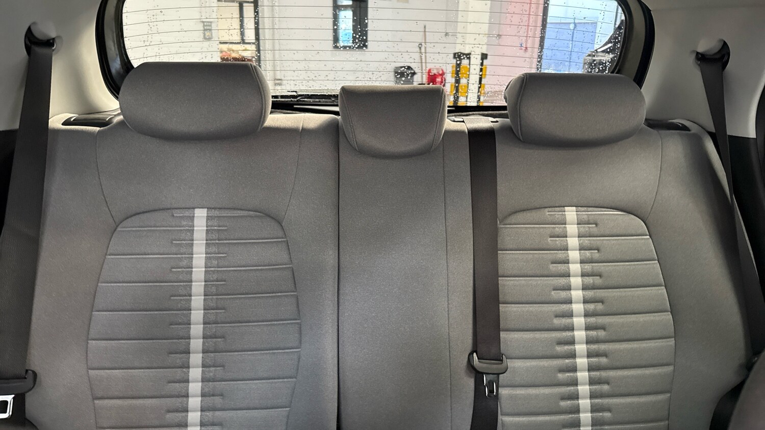 Used Hyundai i10 2023 for sale - 78210691: Photo 15