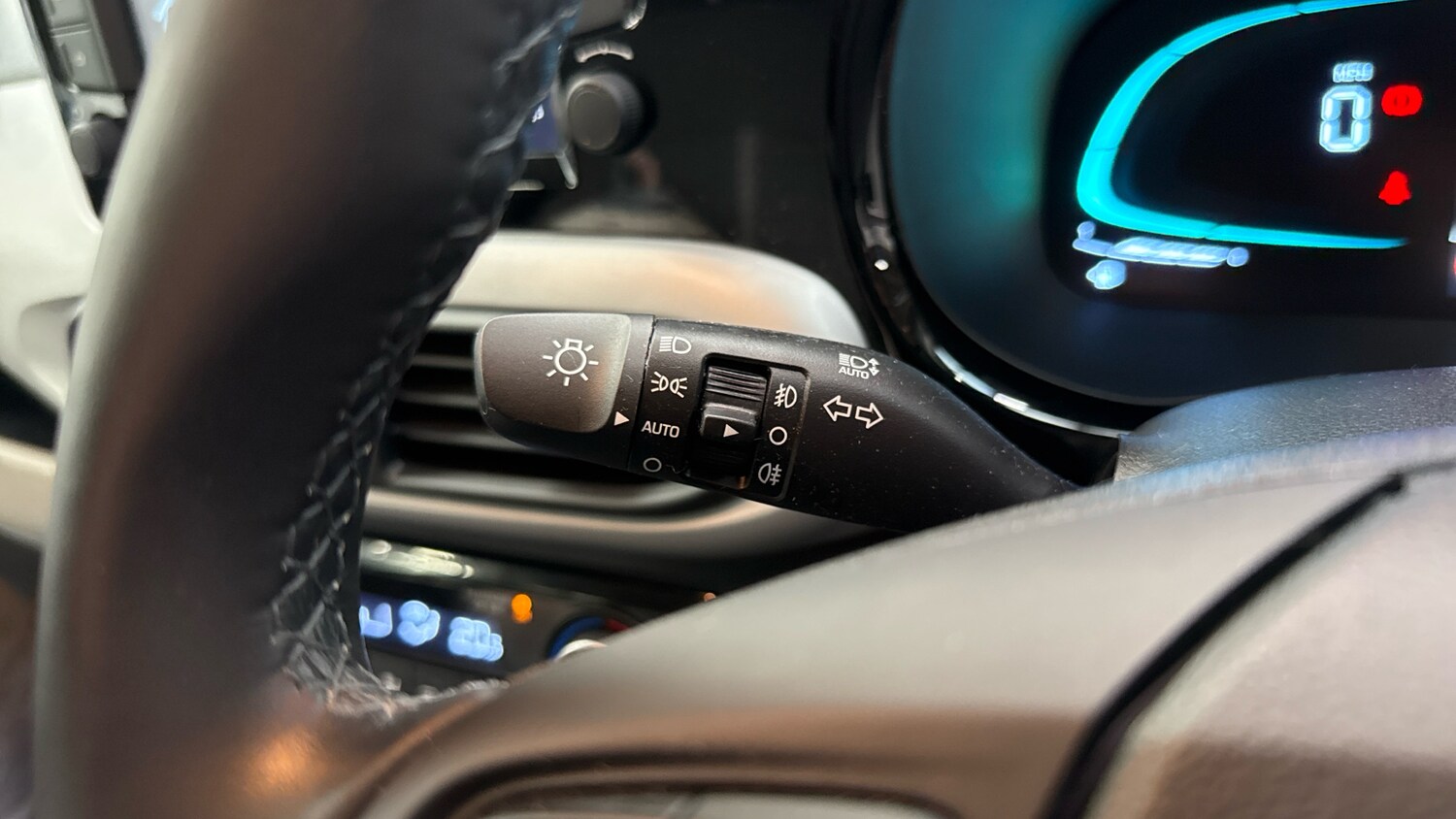 Used Hyundai i10 2023 for sale - 78210691: Photo 27