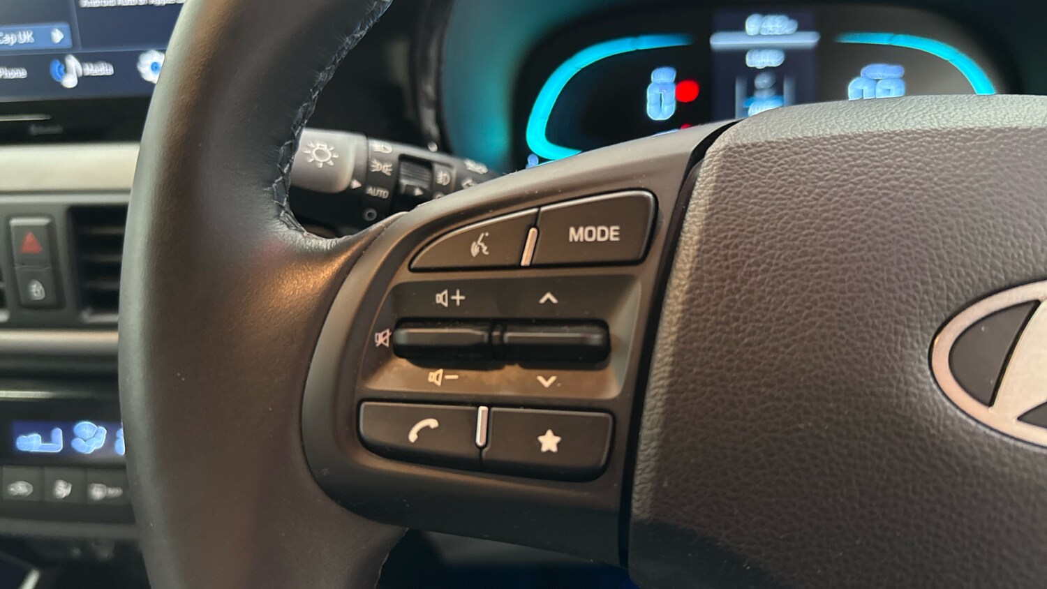 Used Hyundai i10 2023 for sale - 78210691: Photo 28