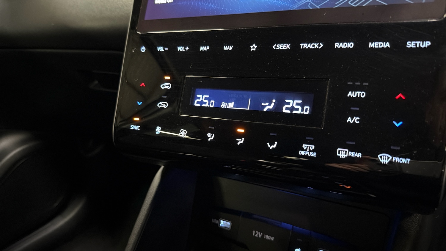 Used Hyundai TUCSON 2023 for sale - 77375800: Photo 29