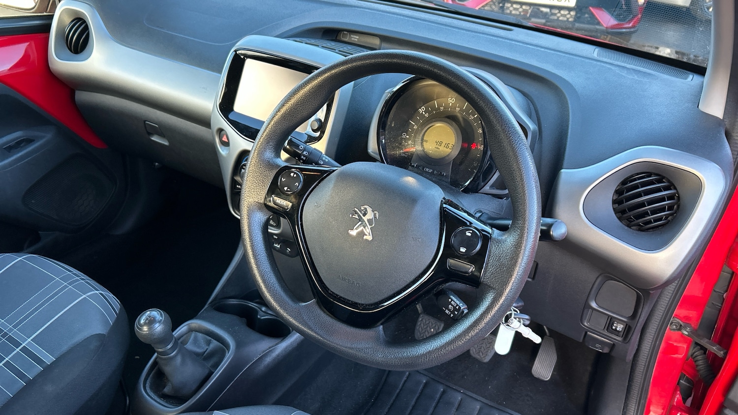 Used Peugeot 108 2017 for sale - 76835295: Photo 11