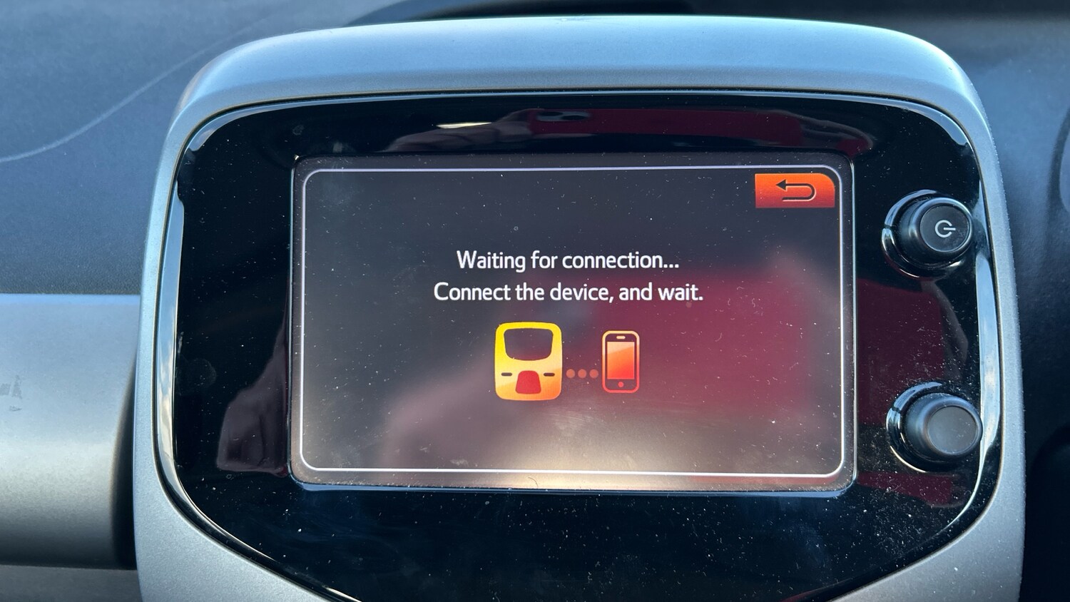 Used Peugeot 108 2017 for sale - 76835295: Photo 24