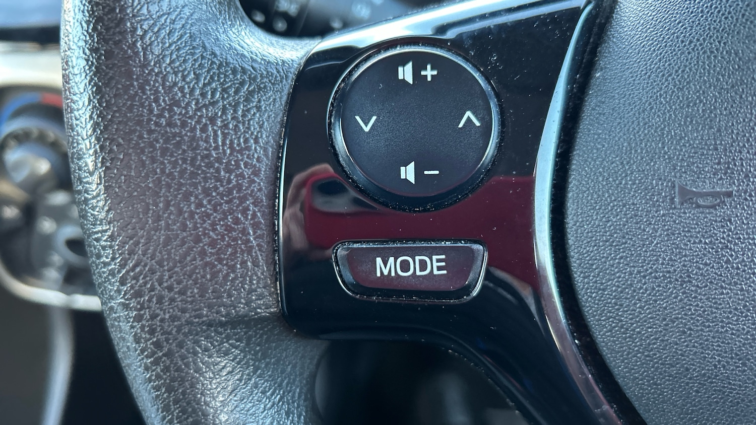 Used Peugeot 108 2017 for sale - 76835295: Photo 26