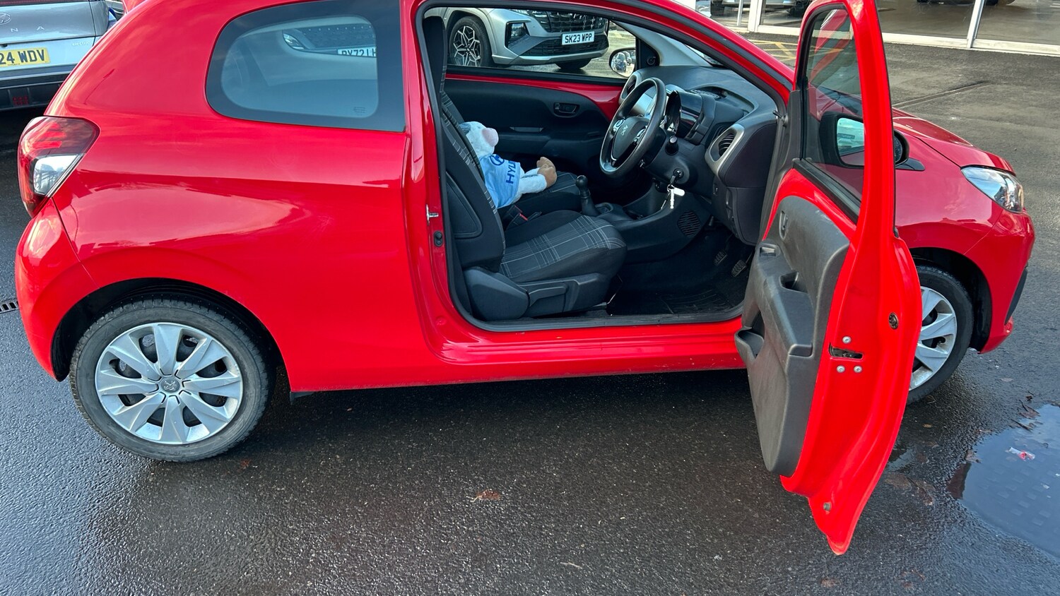 Used Peugeot 108 2017 for sale - 76835295: Photo 42