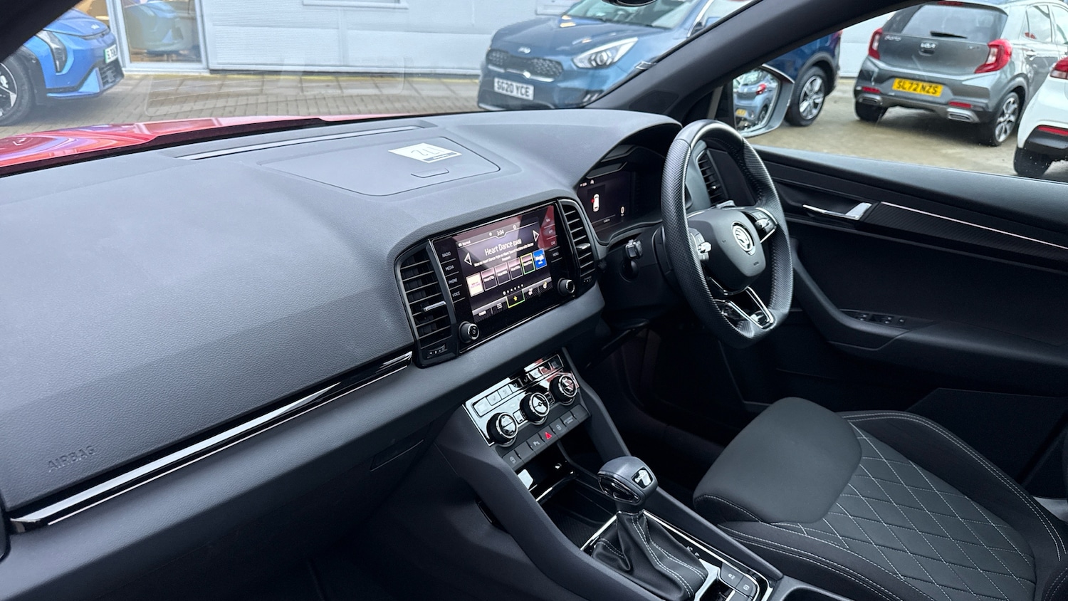 Used Skoda Karoq 2023 for sale - 77678616: Photo 9