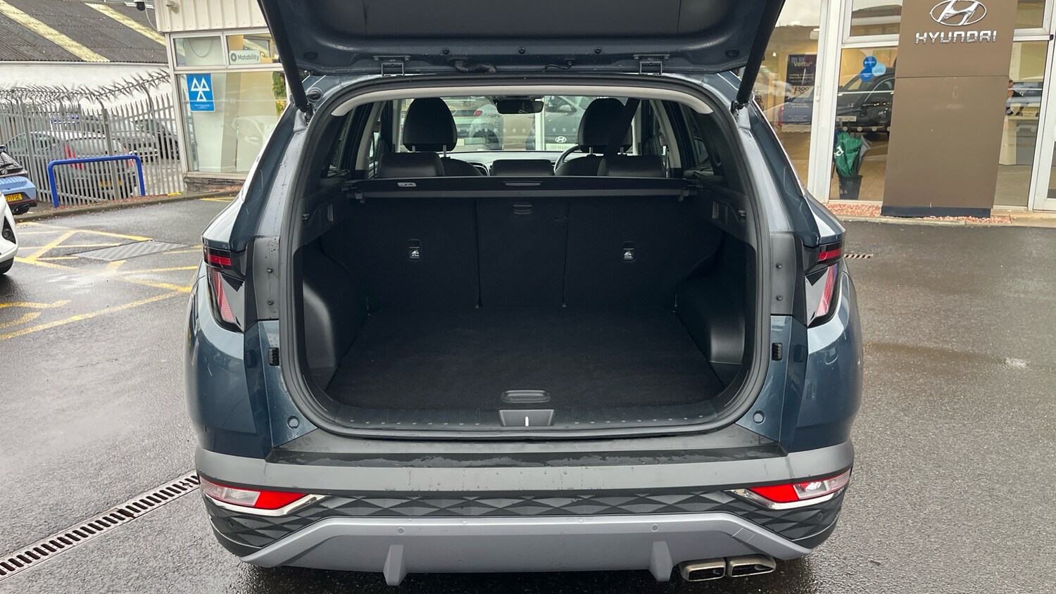 Used Hyundai TUCSON 2021 for sale - 76064107: Photo 4