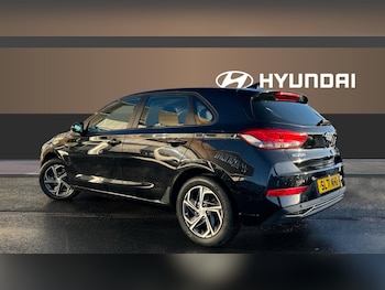 Used Hyundai i30 2021 for sale - 77595157: Photo