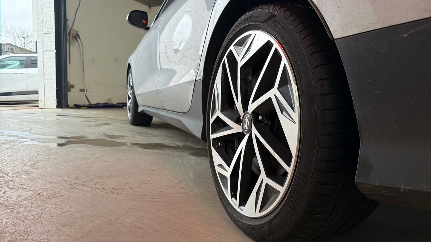 Used Hyundai IONIQ 6 2024 for sale - 77528508: Photo 45