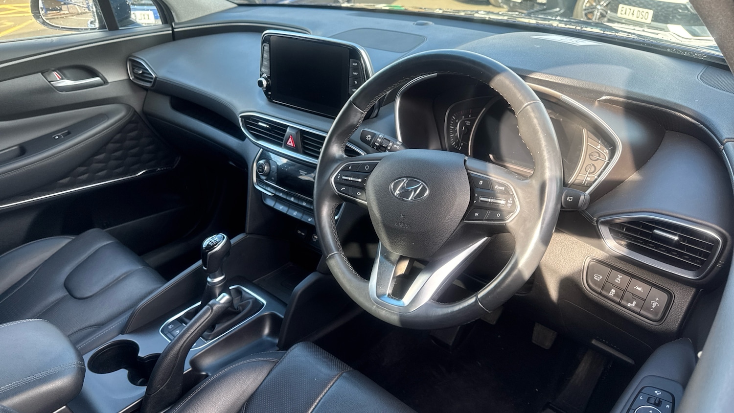 Used Hyundai Santa Fe 2019 for sale - 76233050: Photo 11
