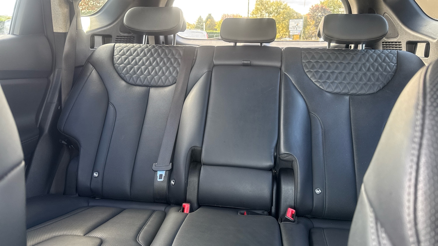 Used Hyundai Santa Fe 2019 for sale - 76233050: Photo 15