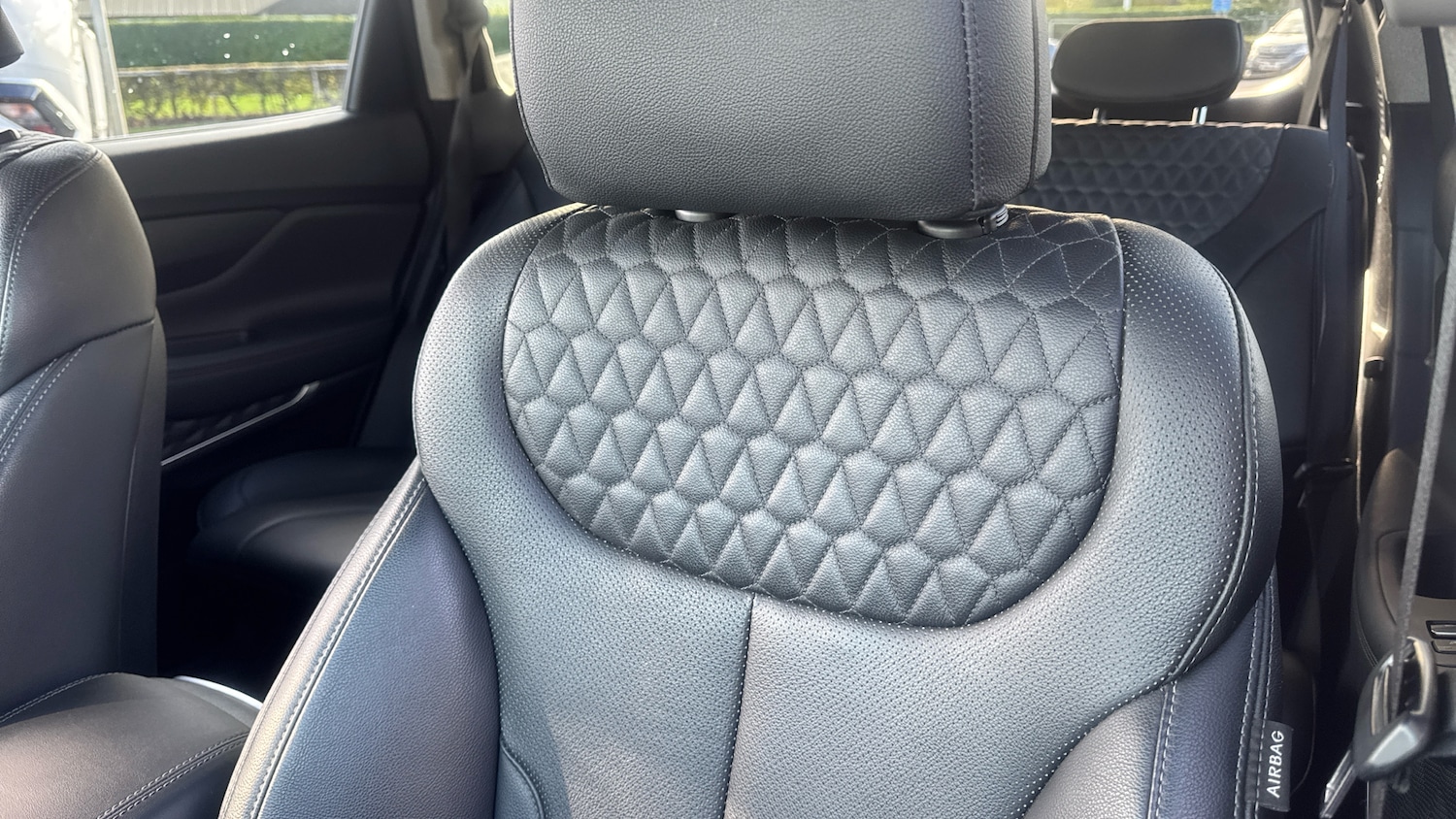 Used Hyundai Santa Fe 2019 for sale - 76233050: Photo 30