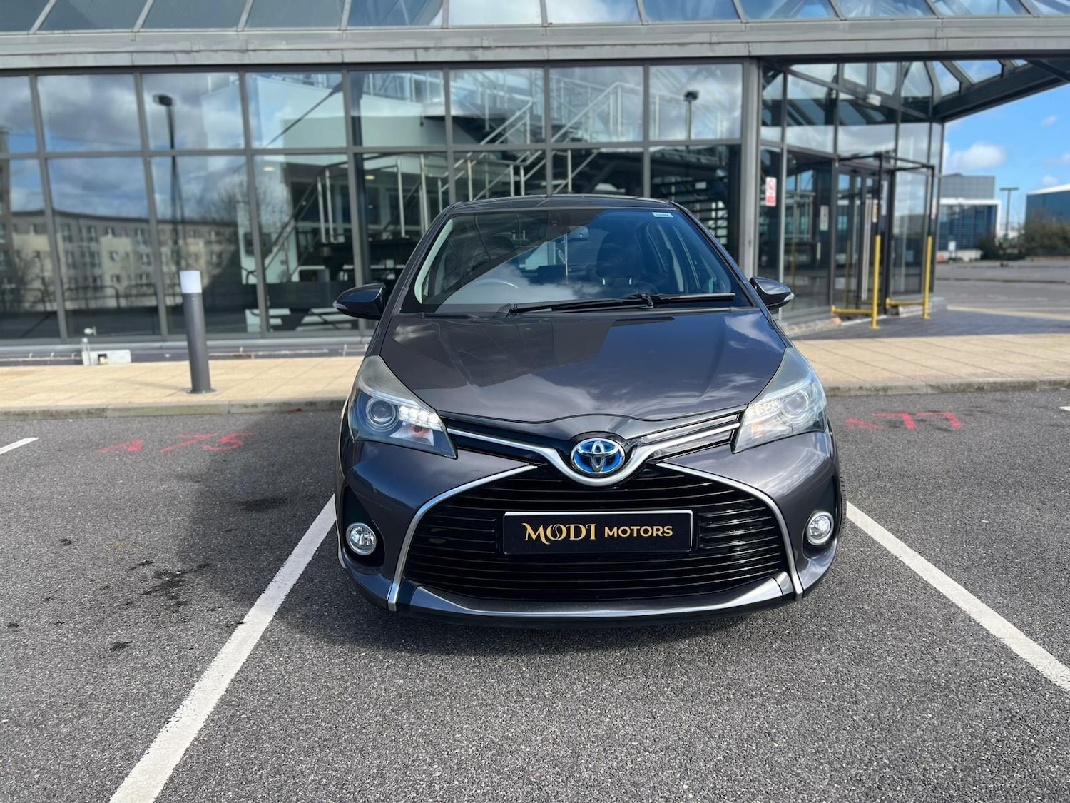 Used Toyota Yaris for sale - 78157431: Photo 2