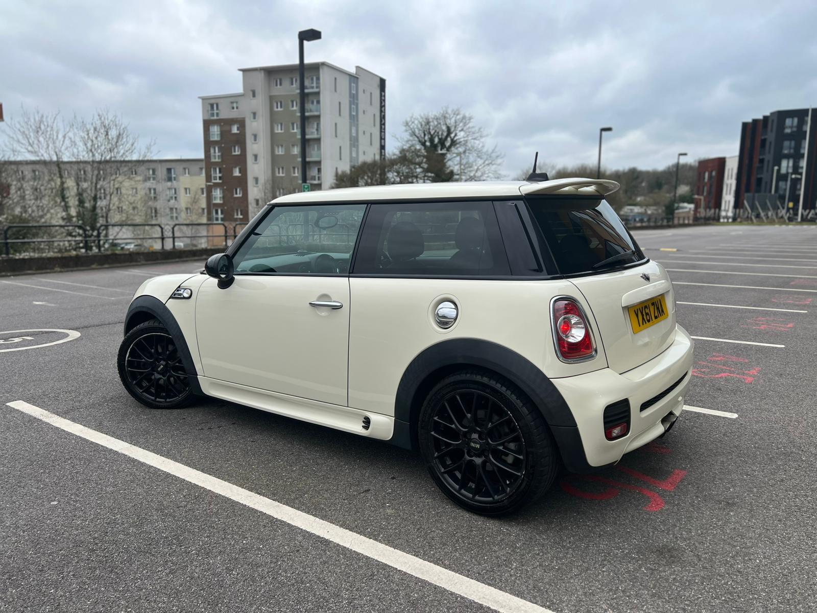 Used MINI Hatch 2011 for sale - 78157659: Photo