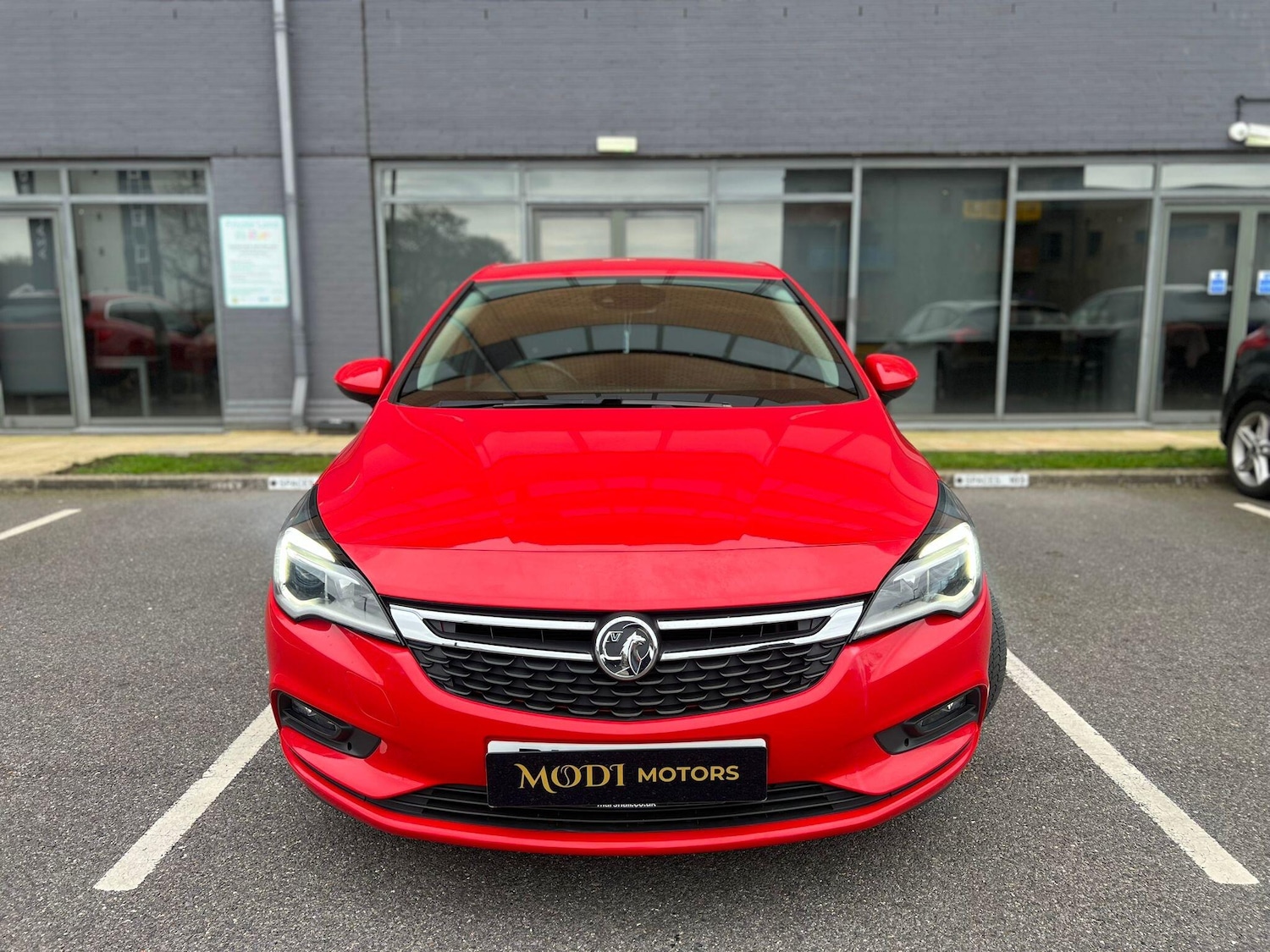 Used Vauxhall Astra for sale - 78157903: Photo 2