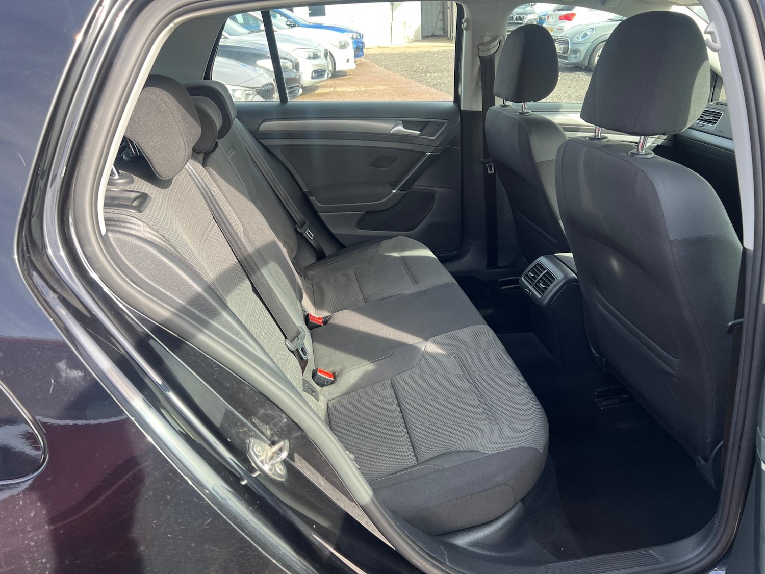 Used Volkswagen Golf 2017 for sale - 77882944: Photo 12