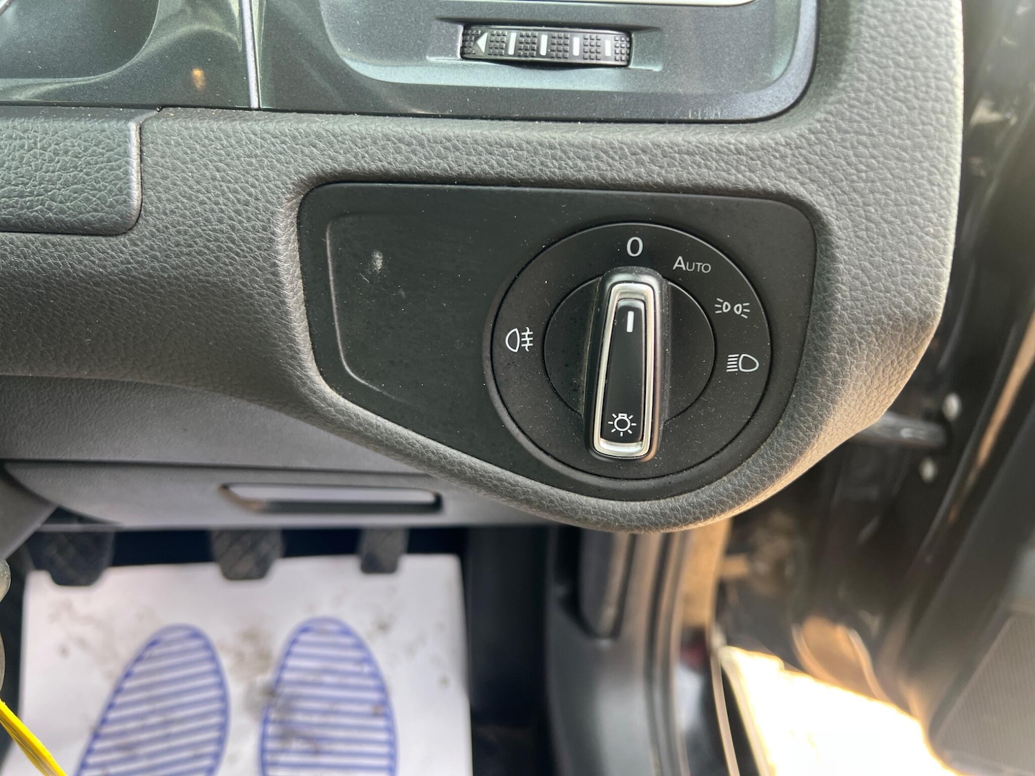 Used Volkswagen Golf 2017 for sale - 77882944: Photo 14