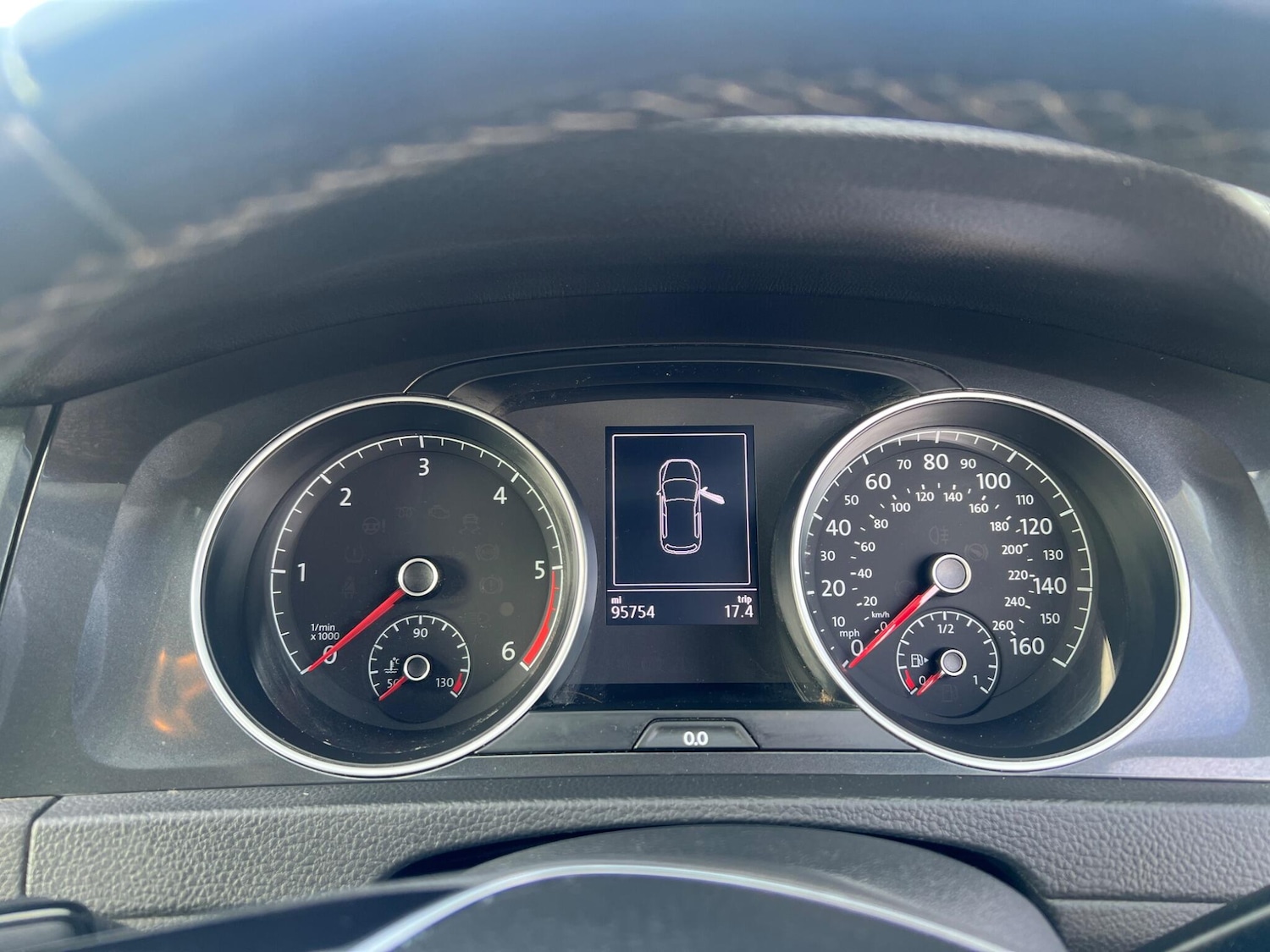 Used Volkswagen Golf 2017 for sale - 77882944: Photo 23