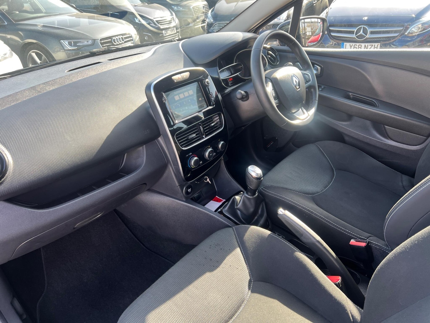 Used Renault Clio 2019 for sale - 78184912: Photo 21