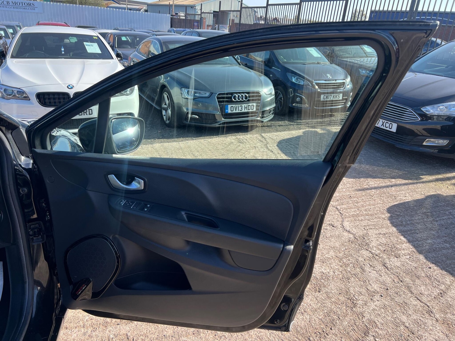Used Renault Clio 2019 for sale - 78184912: Photo 9
