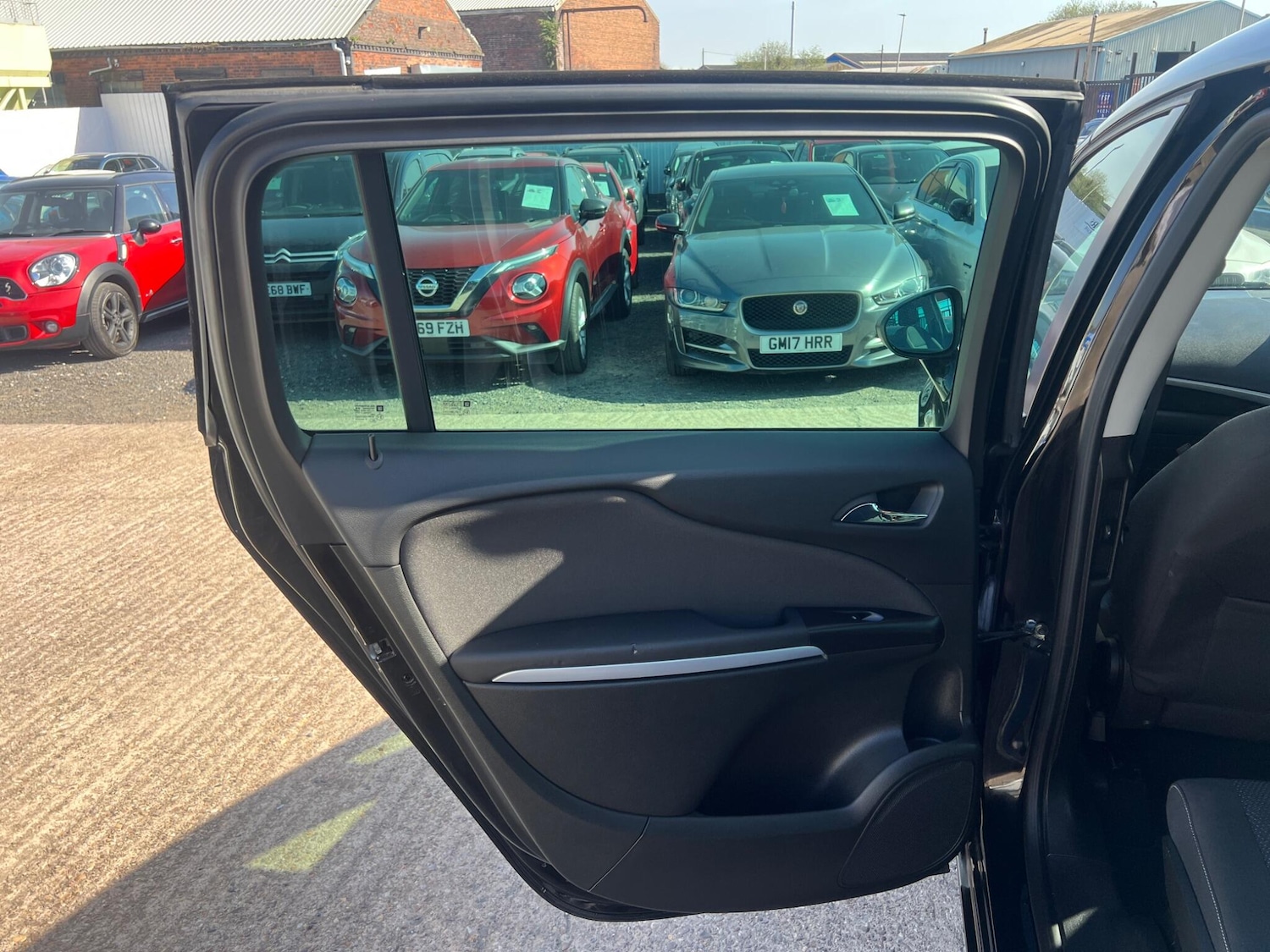 Used Vauxhall Zafira 2017 for sale - 78205169: Photo 22