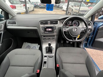 Used Volkswagen Golf 2016 for sale - 77696778: Photo