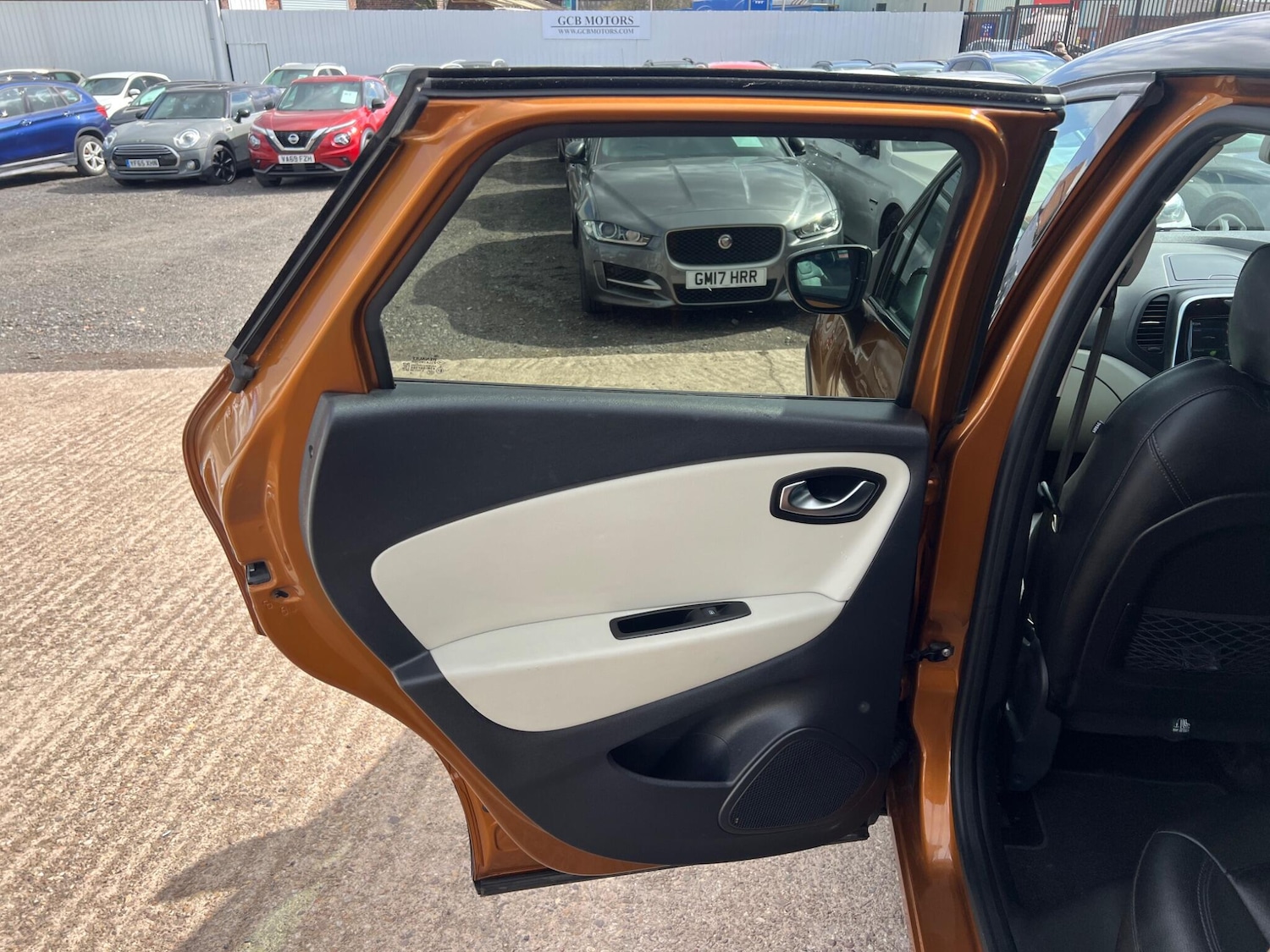 Used Renault Captur 2018 for sale - 78101257: Photo 23