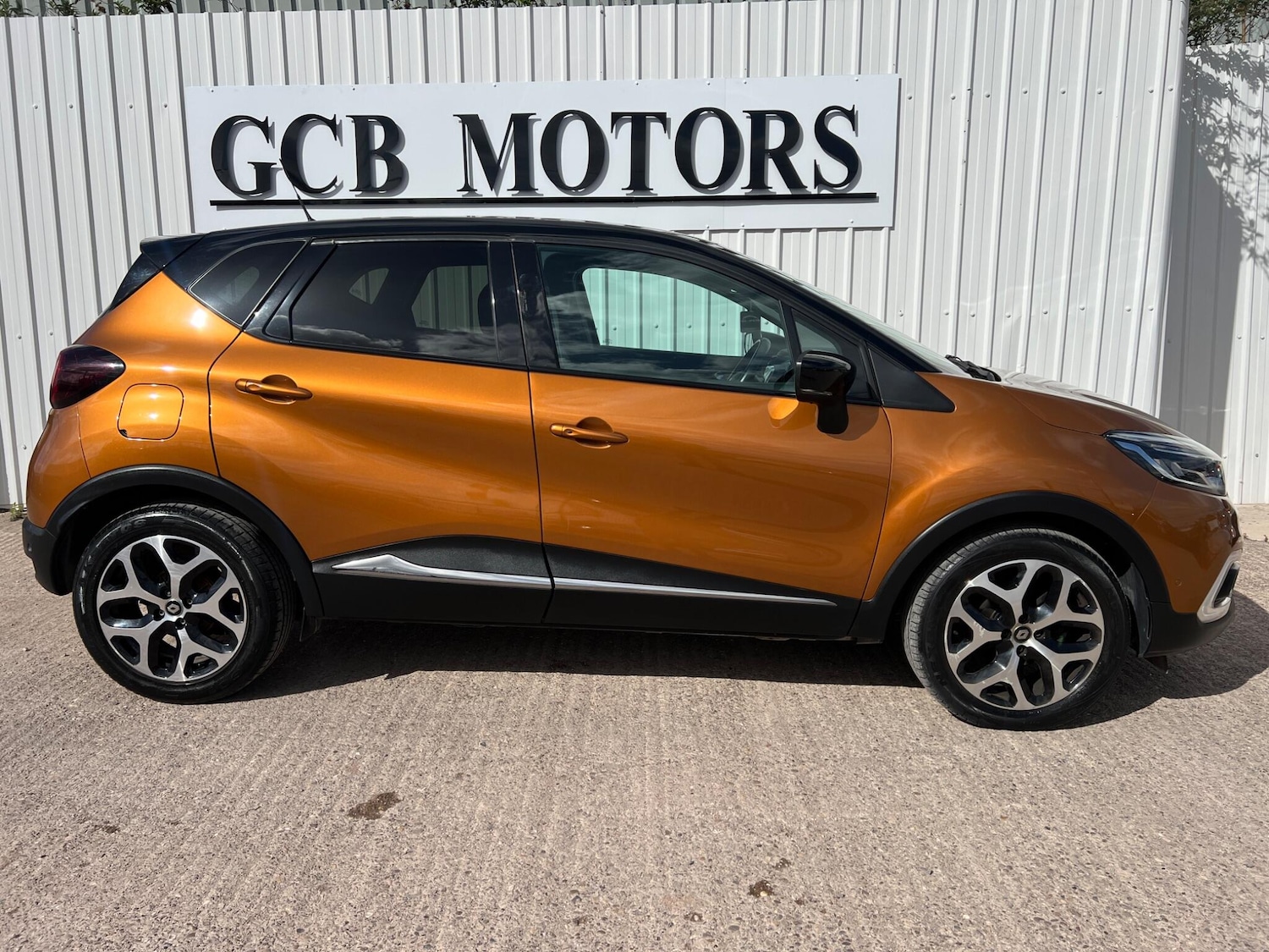 Used Renault Captur 2018 for sale - 78101257: Photo 4