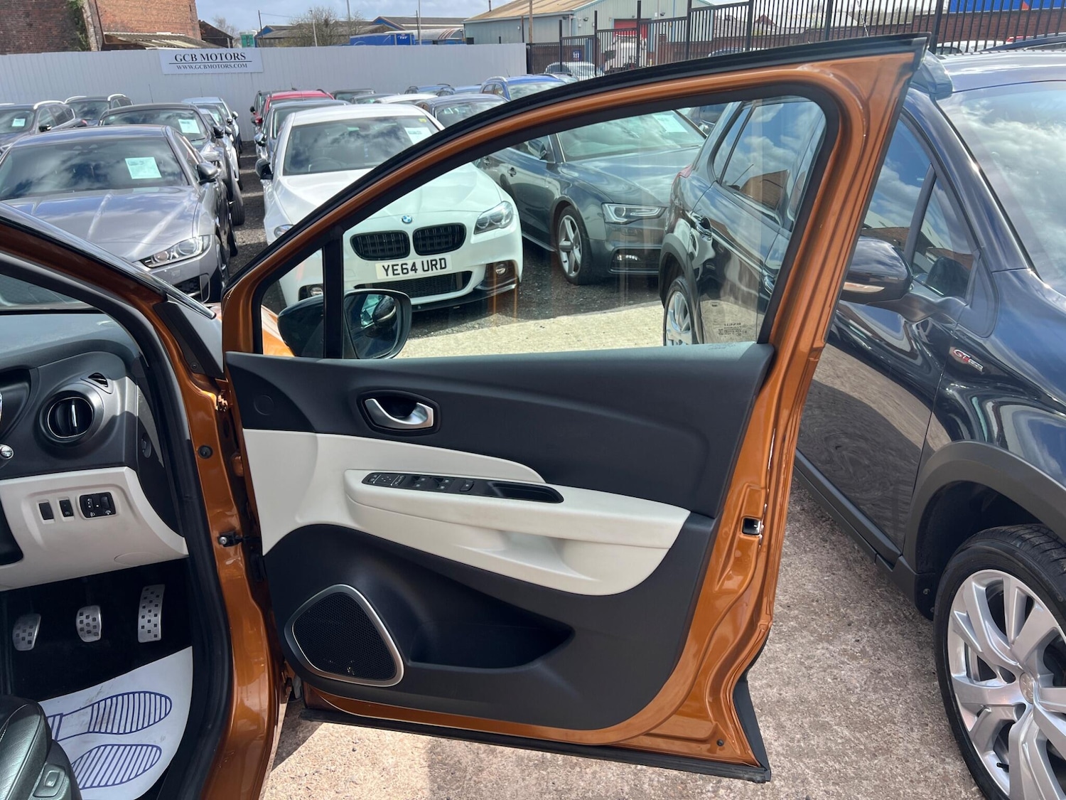 Used Renault Captur 2018 for sale - 78101257: Photo 9