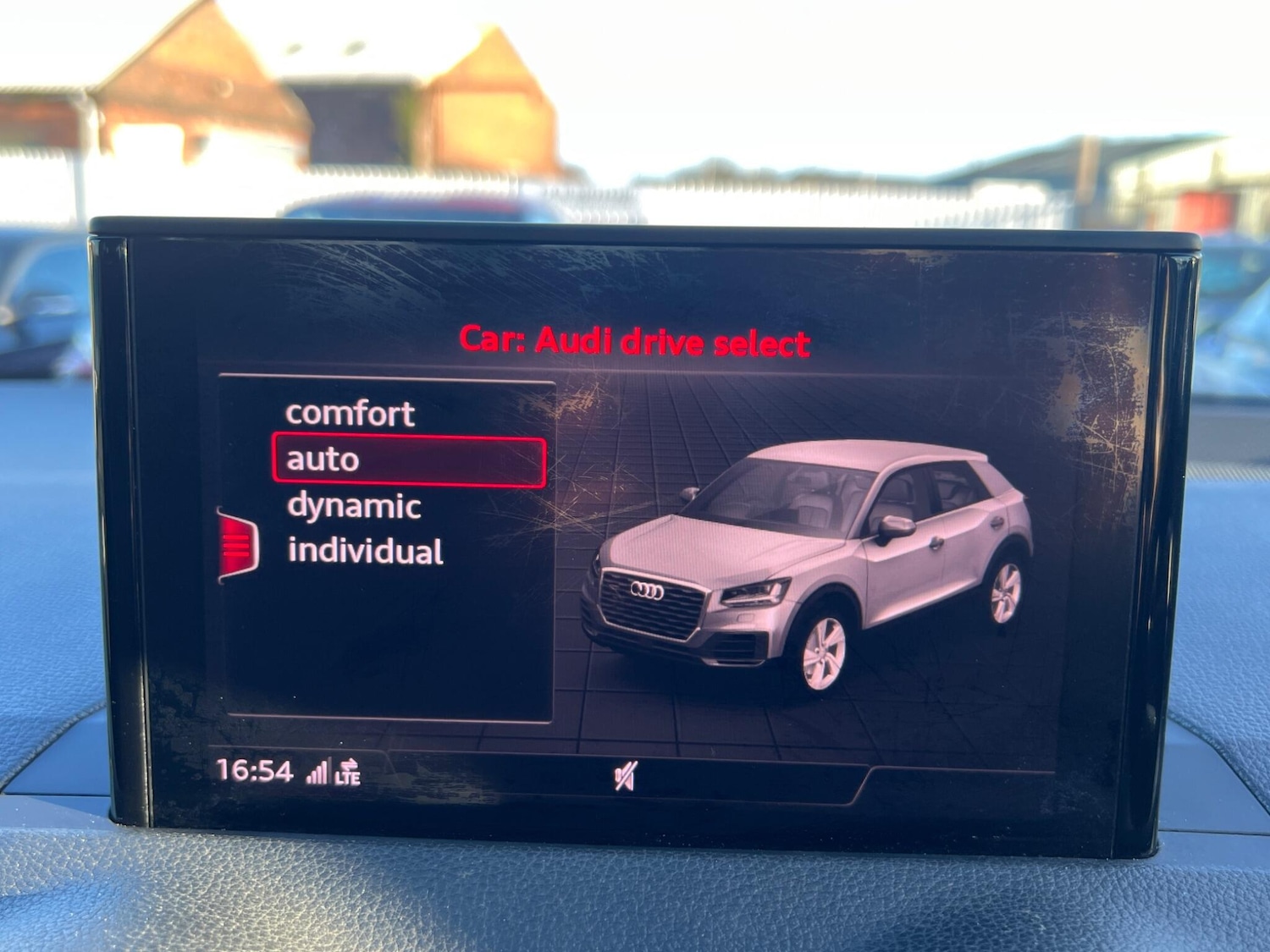 Used Audi Q2 2018 for sale - 77940426: Photo 10